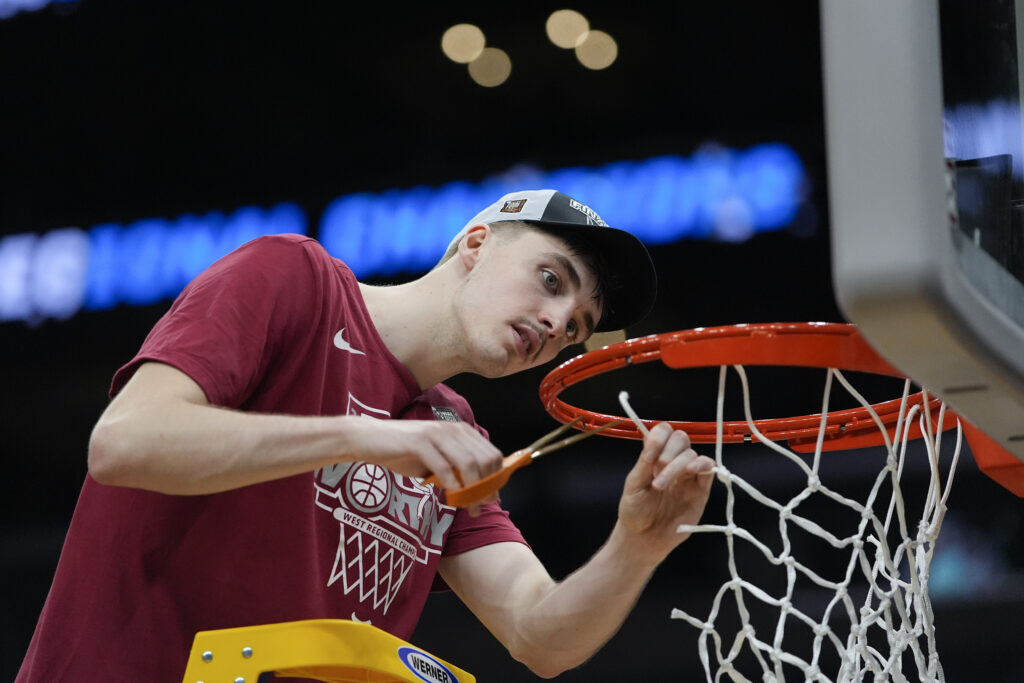 Alabama, U Conn Advance To Men’s NCAA Basketball Final Four Round