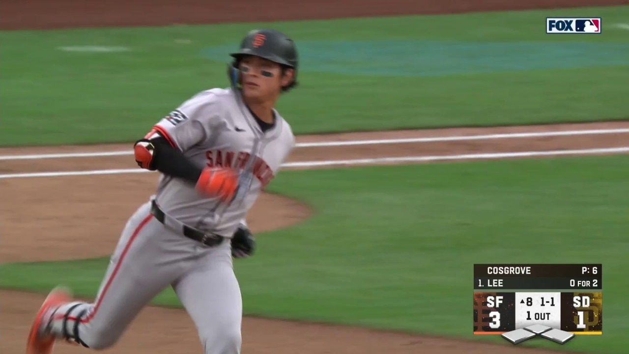 Giants’ Jung-Hoo Lee crushes his first MLB home run vs. the Padres