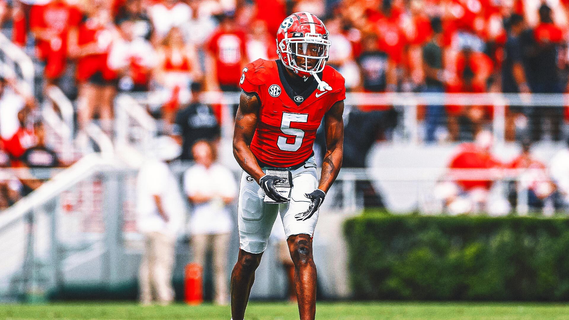 Georgia WR Rara Thomas arrested on cruelty to children, battery charges