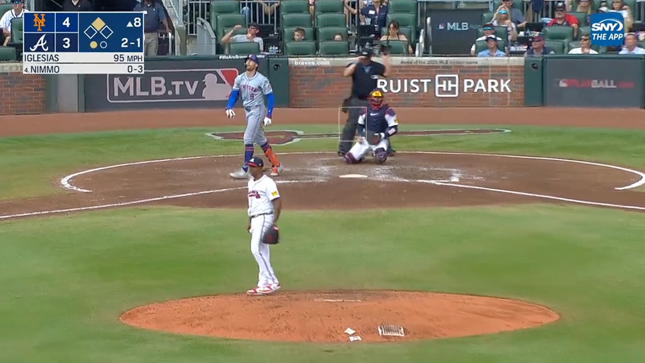 Brandon Nimmo launches a two-run homer, capping off a six-run eighth inning for Mets