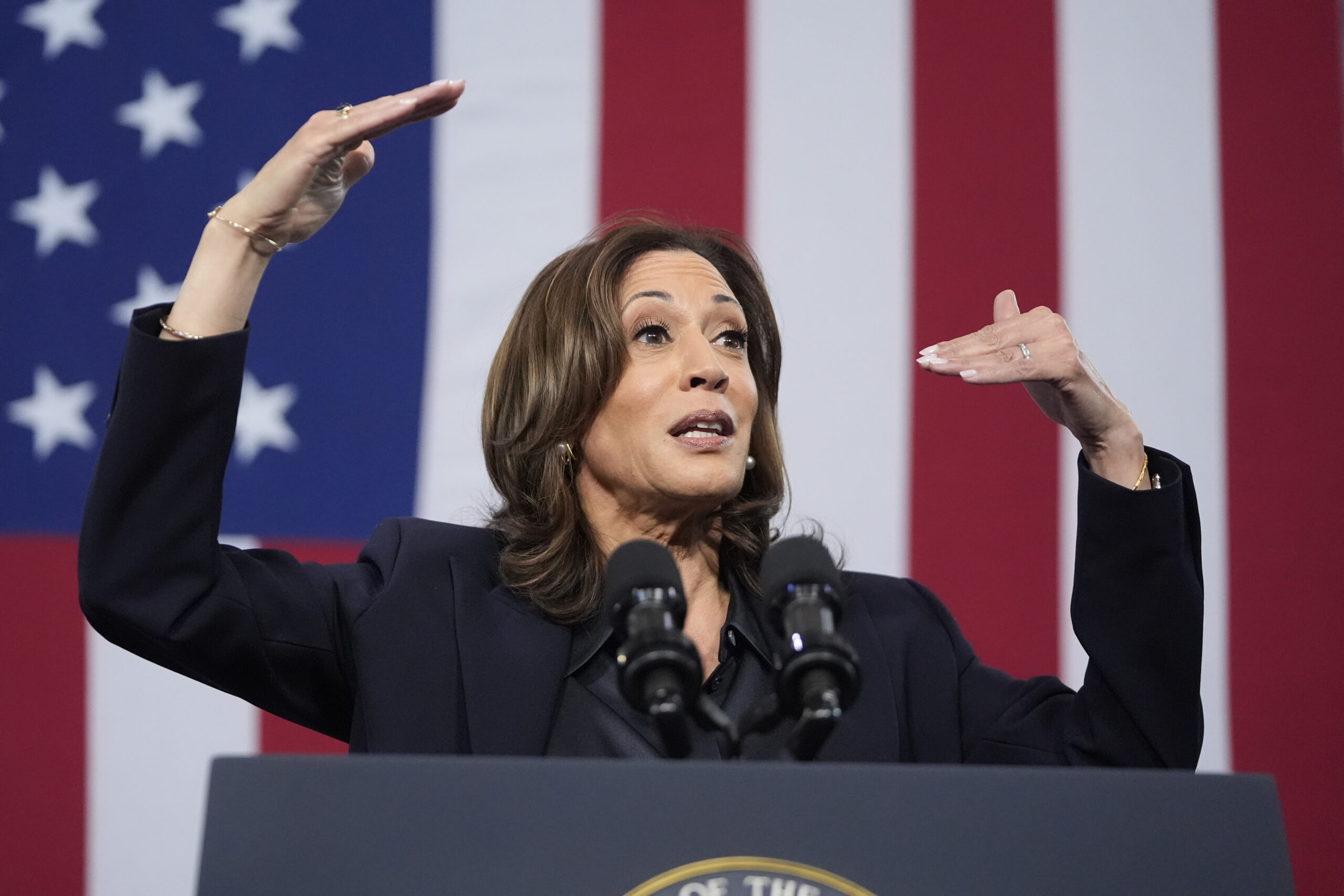 Haunted by 2016, Democrats fear Kamala Harris is playing it too safe