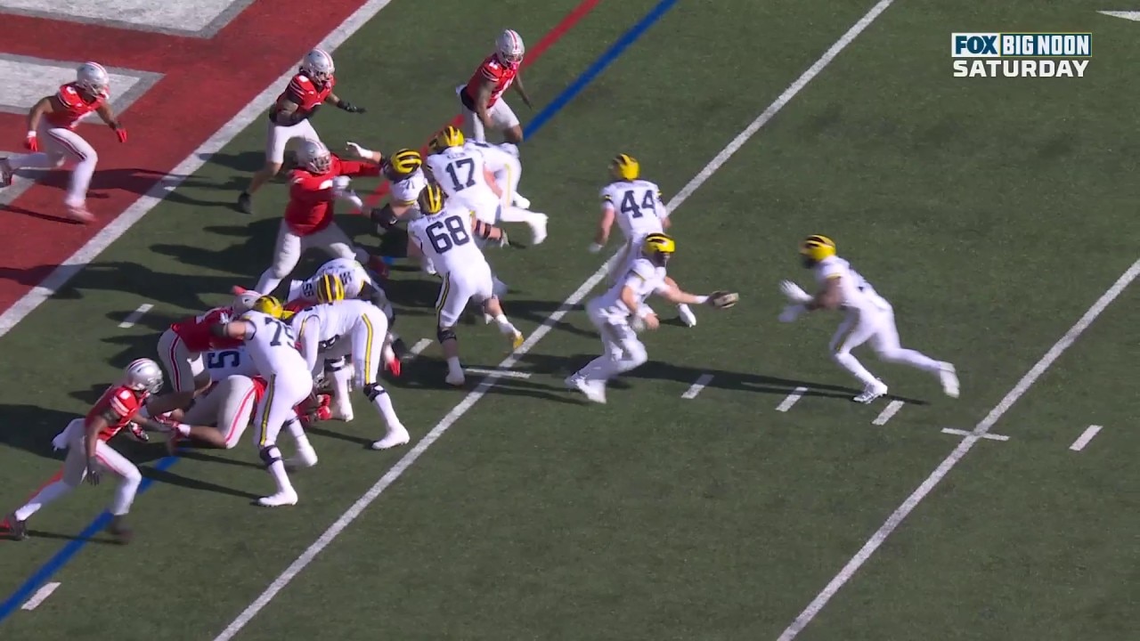 Ohio State DENIES Kalel Mullings on 4th & short to prevent goal-line opportunity vs. Michigan